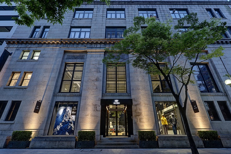 ARC'TERYX Kobe Brand store