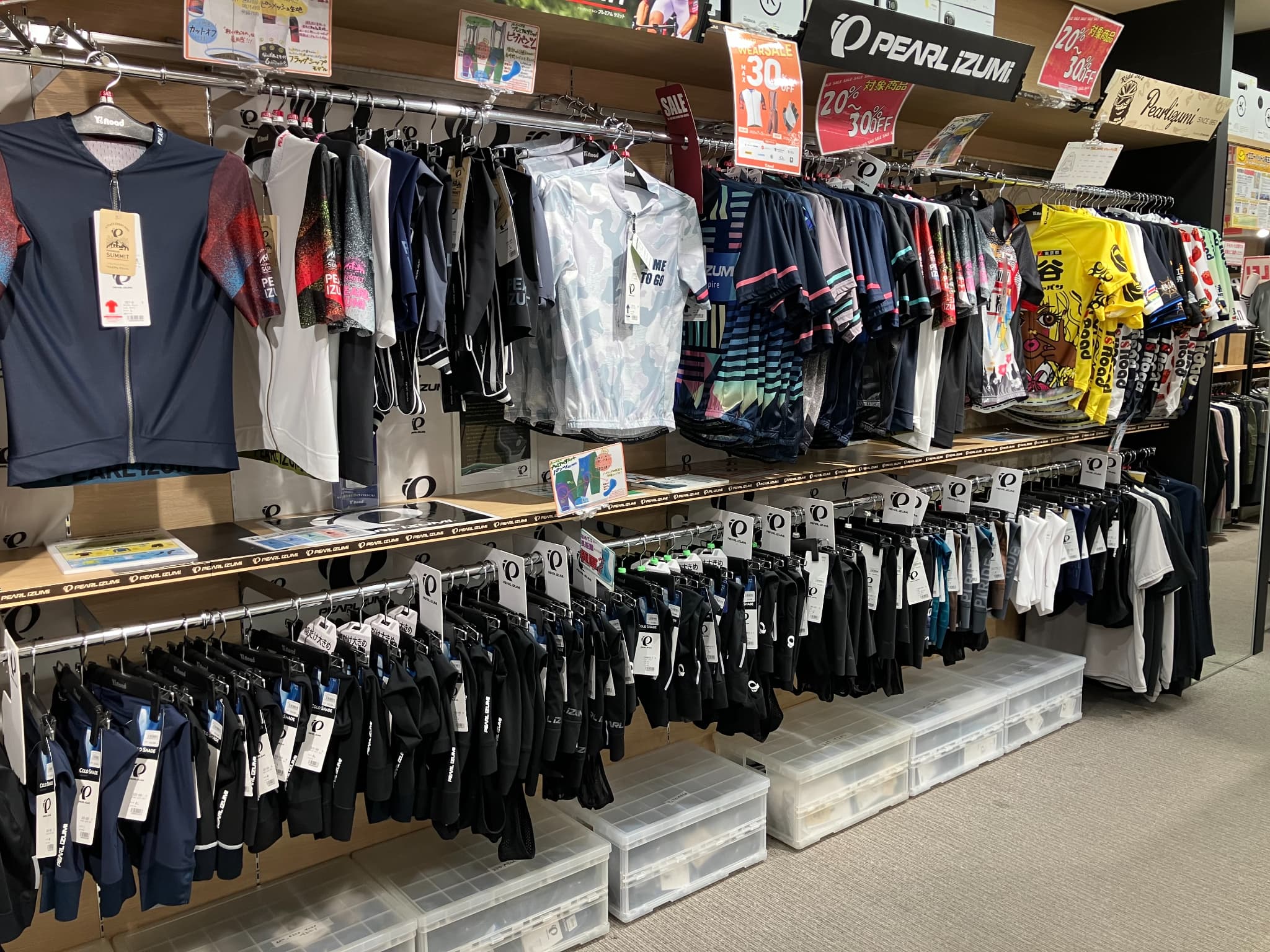 Y's Road 新宿Wear馆